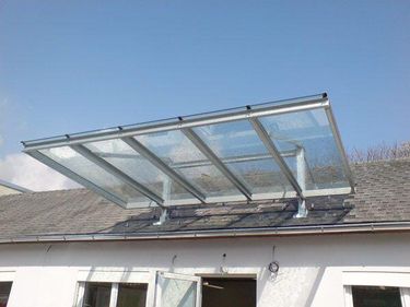 Stahlkonstruktion mit Glaseindeckung